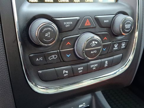 Certified 2017 Dodge Durango R/T image 18