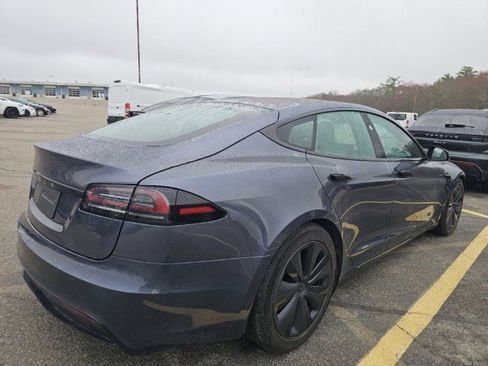 Used 2023 Tesla Model S Standard Range image 2