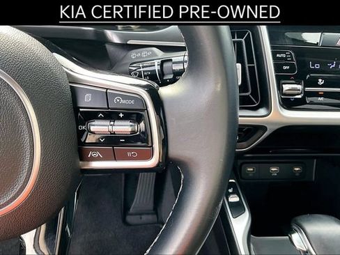 Certified 2021 Kia Sorento S FWD image 17