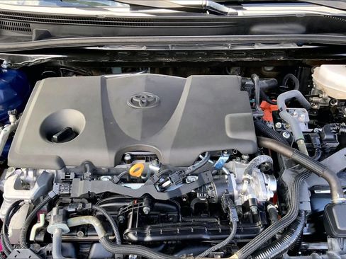 Used 2025 Toyota Camry SE w/ Convenience Package FWD image 31