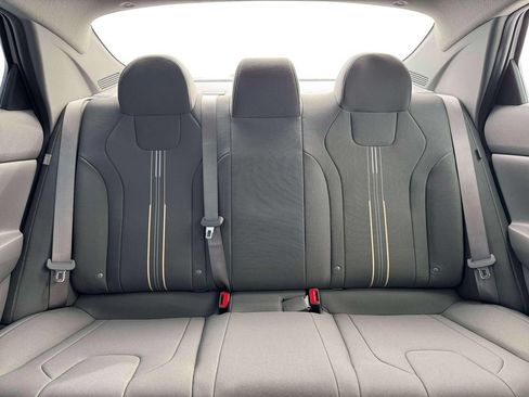 New 2026 Hyundai Elantra Hybrid FWD image 16