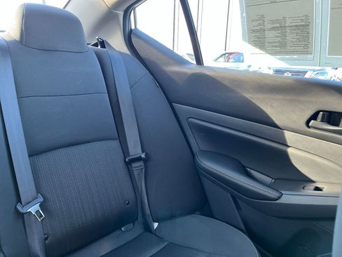 Used 2025 Nissan Altima 2.5 SV image 37