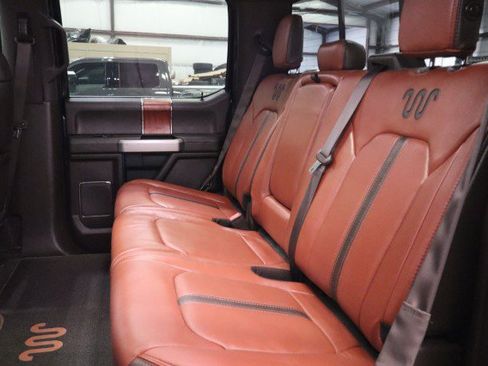 Used 2018 Ford F150 King Ranch w/ Equipment Group 601A Luxury AWD/4WD image 42