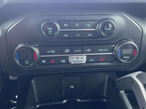 Used 2021 Ford Bronco First Edition AWD/4WD image 29