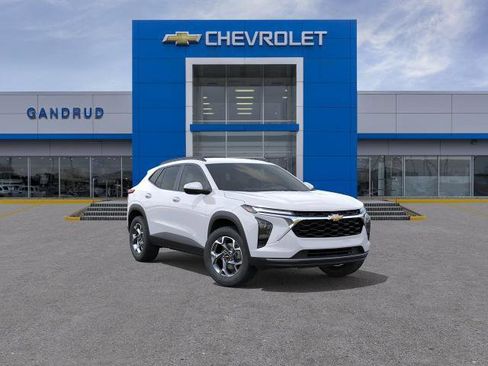 New 2026 Chevrolet Trax LT w/ Driver Confidence Package image 25