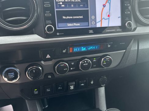 Used 2022 Toyota Tacoma TRD Pro image 15