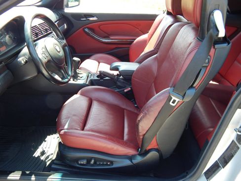 Used 2001 BMW 325Ci Convertible RWD image 13