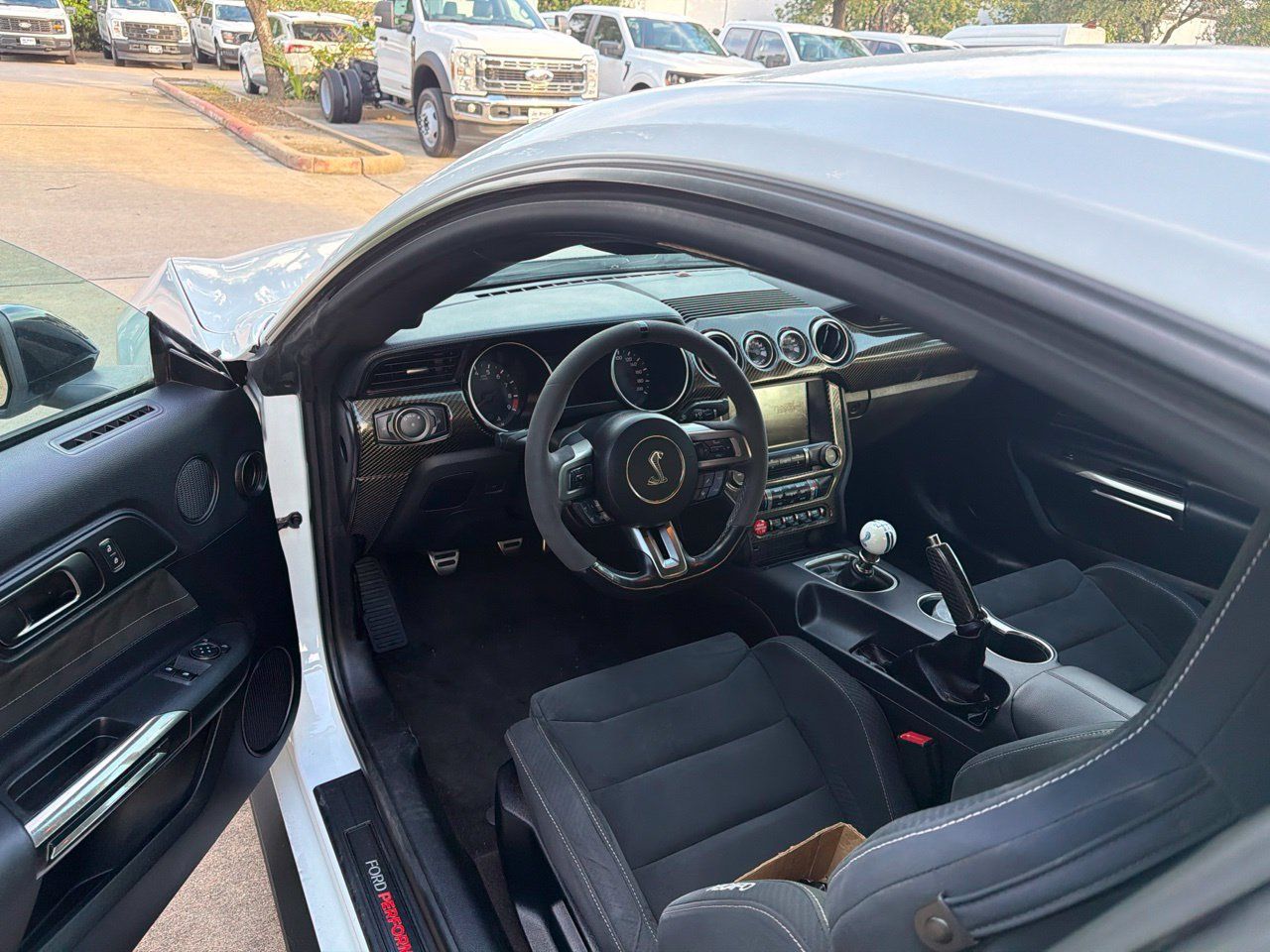 Used 2018 Ford Mustang Shelby GT350 w/ Electronics Package RWD image 5