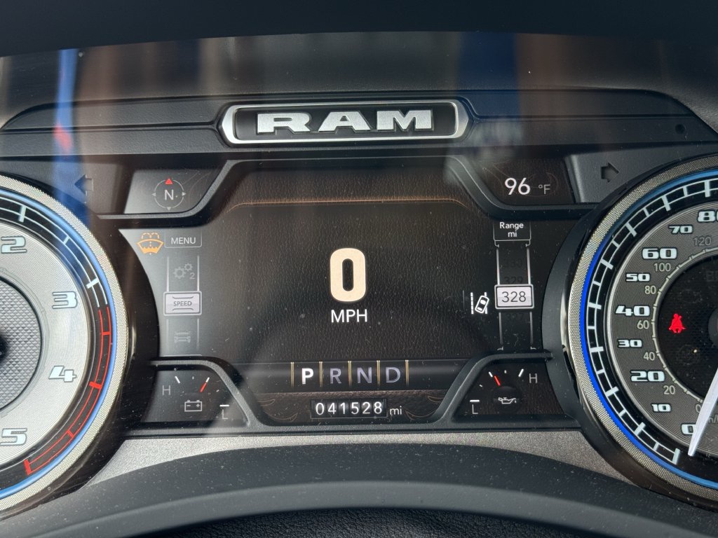 Used 2022 RAM 3500 Limited AWD/4WD image 14