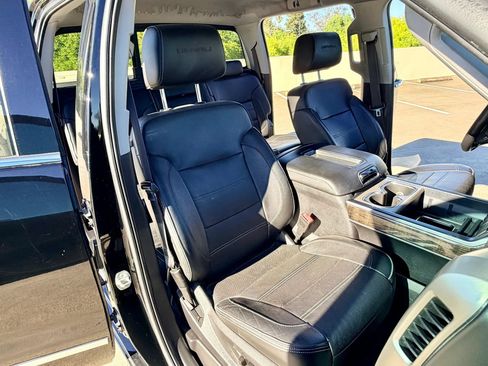 Used 2014 GMC Sierra 1500 Denali AWD/4WD image 30