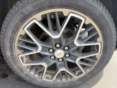 Used 2023 Chevrolet Blazer Premier image 12