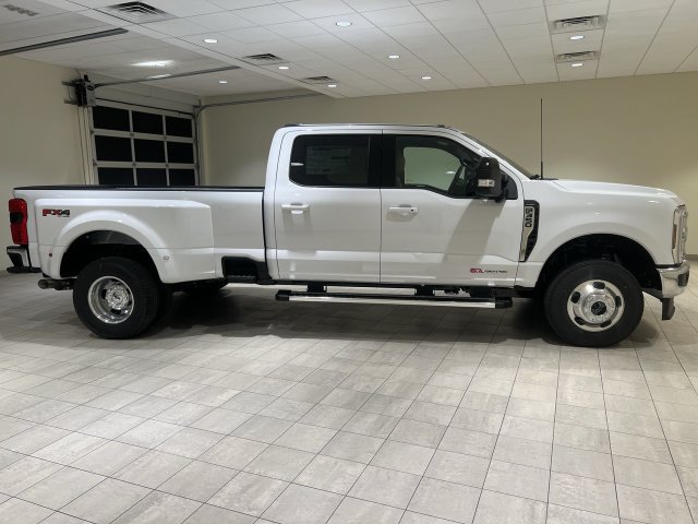 New 2027 Ford F350 Lariat w/ FX4 Off-Road Package AWD/4WD image 6