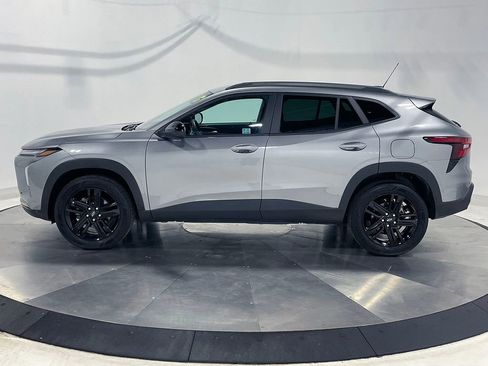 Used 2025 Chevrolet Trax ACTIV image 14