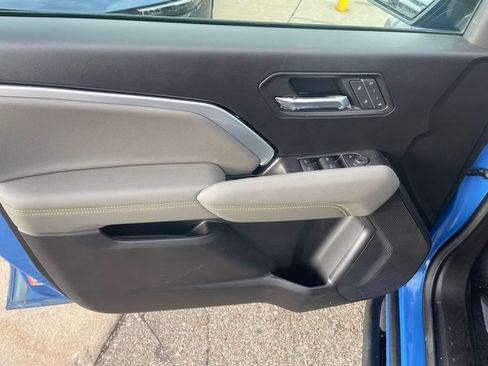 Used 2025 Chevrolet Colorado ZR2 AWD/4WD image 21