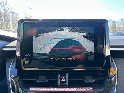 Certified 2025 Toyota Corolla LE image 34