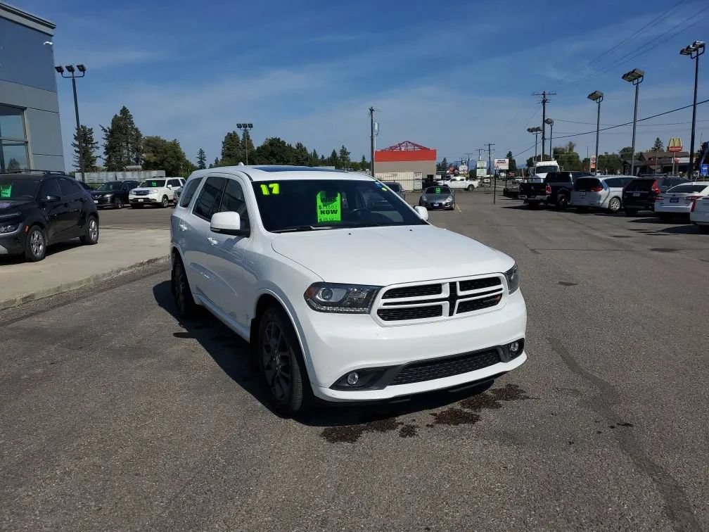 Used 2017 Dodge Durango R/T AWD/4WD image 4