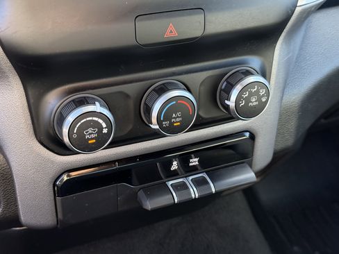 Used 2022 RAM 1500 Big Horn image 22