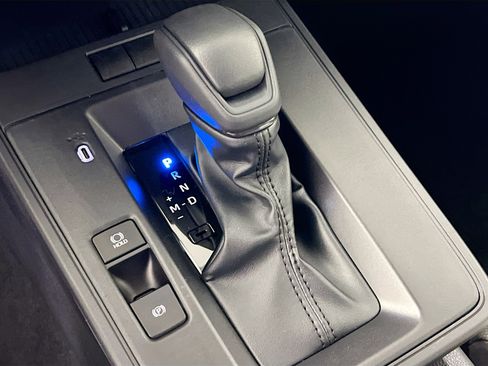 New 2026 Toyota Corolla Cross L image 24