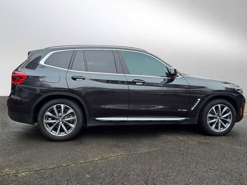 Used 2018 BMW X3 xDrive30i image 2