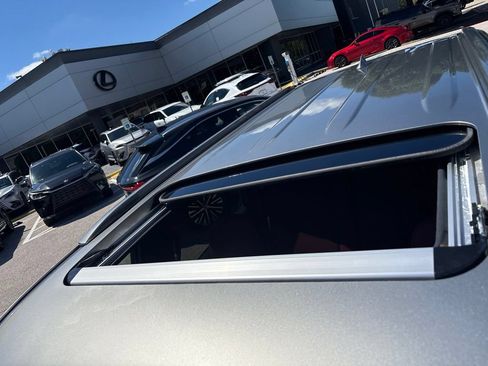 Used 2023 Lexus GX 460 Premium w/ Premium Package AWD/4WD image 11