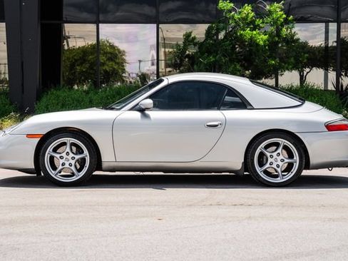 Used 2003 Porsche 911 Carrera RWD image 43