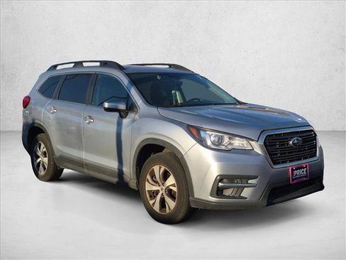Used 2022 Subaru Ascent Premium w/ Convenience Package AWD/4WD image 3