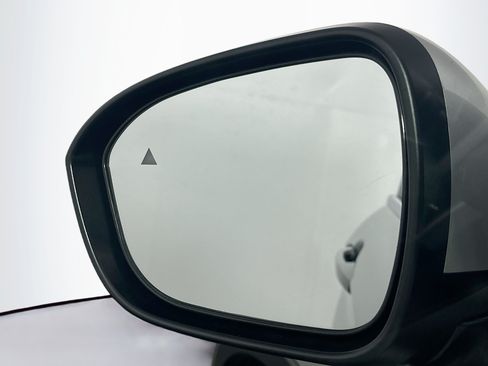 Used 2025 Mitsubishi Outlander SE FWD image 16