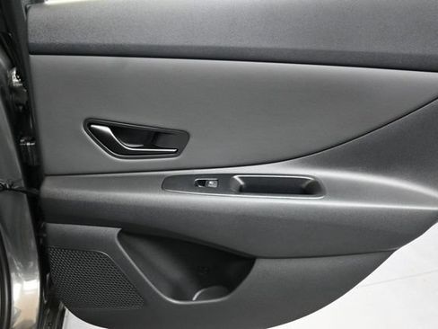 Used 2026 Hyundai Elantra SEL Sport Premium w/ Cargo Package FWD image 14