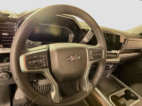 Used 2026 Chevrolet Silverado 2500 LT w/ Trail Boss Package AWD/4WD image 5