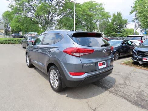 Used 2016 Hyundai Tucson SE w/ Option Group 02 AWD/4WD image 4