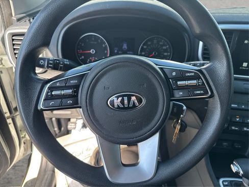 Used 2021 Kia Sportage LX AWD/4WD image 28