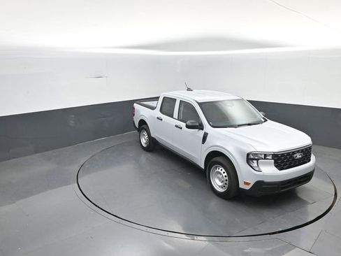 New 2026 Ford Maverick XL FWD image 16