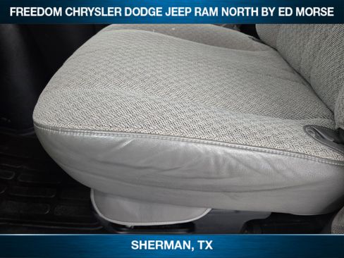 Used 2014 Chevrolet Express 2500 LT w/ LT Preferred Equipment Group image 16