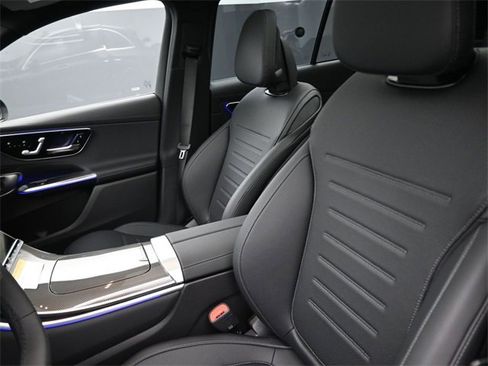 New 2026 Mercedes-Benz GLC 300 image 31