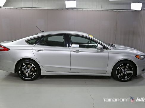 Used 2013 Ford Fusion SE image 13