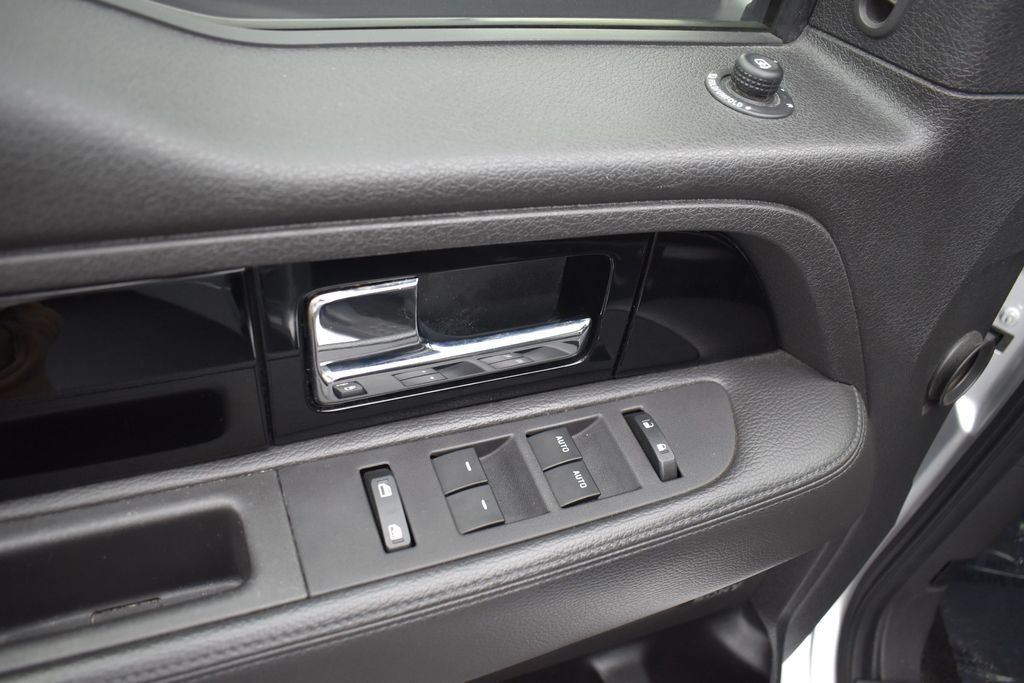 Used 2014 Ford F150 Limited AWD/4WD image 10