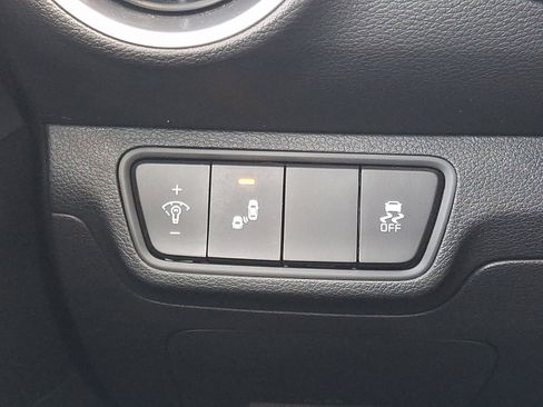 Certified 2024 Kia Forte LXS w/ LXS Technology Package image 21