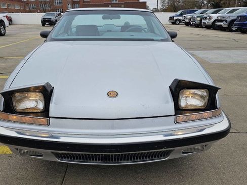Used 1990 Buick Reatta Coupe image 5