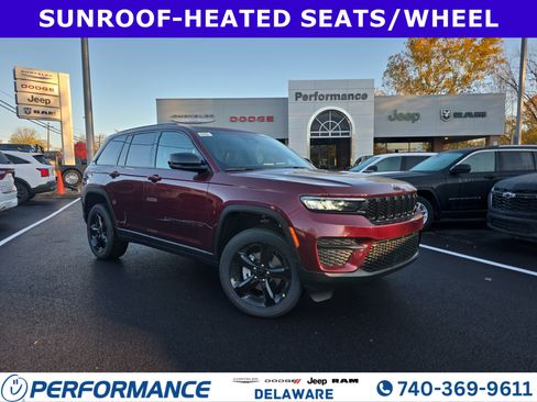 New 2025 Jeep Grand Cherokee Altitude image 1