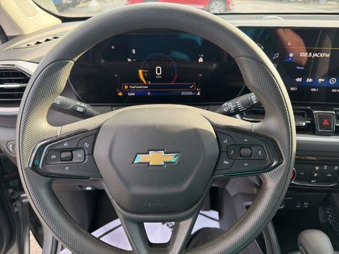 Certified 2024 Chevrolet TrailBlazer LT FWD image 19
