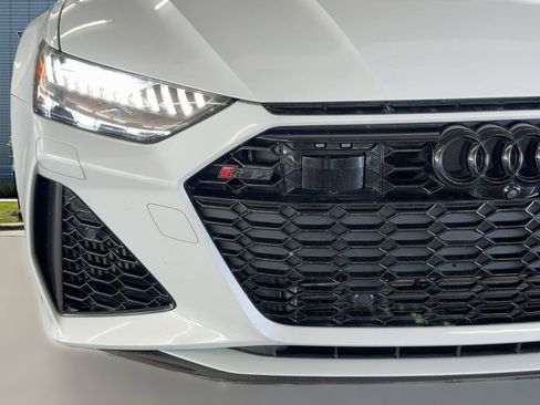 Used 2022 Audi RS 7 Sportback w/ Carbon Optic Package image 11