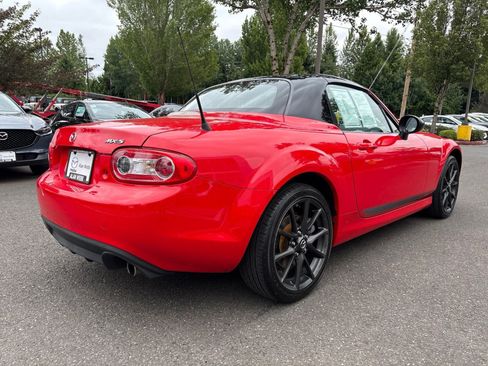 Used 2015 MAZDA MX-5 Miata Club RWD image 3