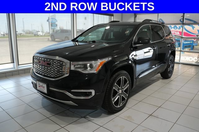 Used 2017 GMC Acadia Denali w/ Technology Package AWD/4WD image 5