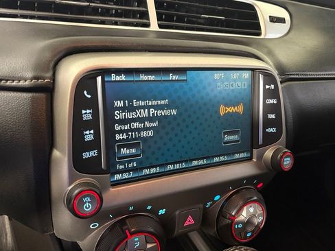 Used 2015 Chevrolet Camaro LT RWD image 29