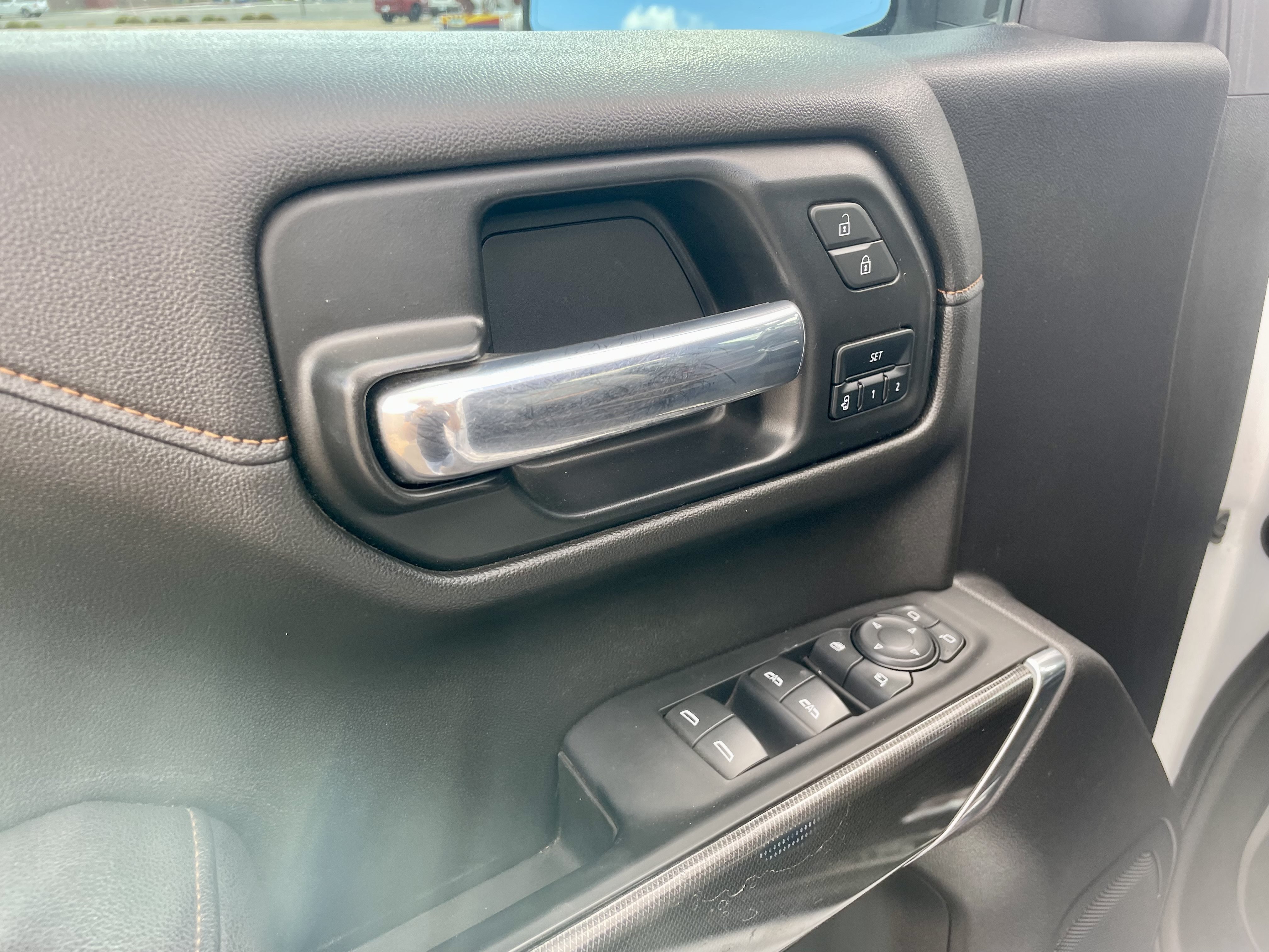 Used 2021 GMC Sierra 1500 AT4 AWD/4WD image 13