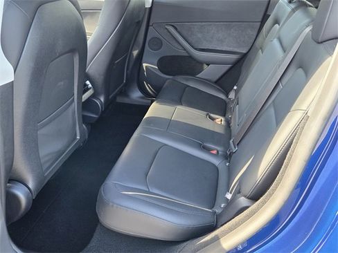 Used 2024 Tesla Model Y Long Range image 11