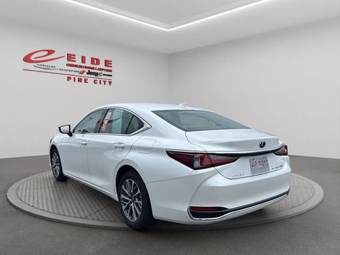 Used 2023 Lexus ES 250 w/ Premium Package AWD/4WD image 7
