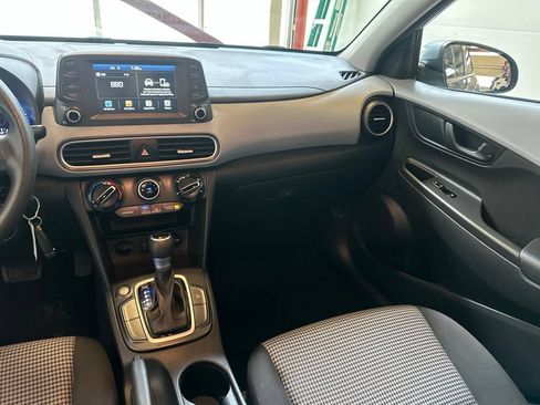 Used 2019 Hyundai Kona SE FWD image 25