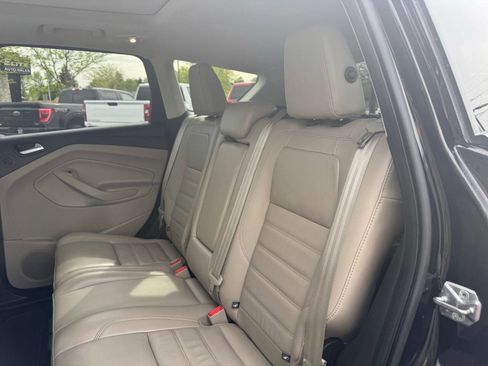 Used 2018 Ford Escape Titanium w/ Ford Safe & Smart Package AWD/4WD image 31