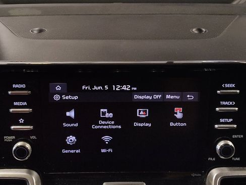 Used 2023 Kia Sorento LX FWD image 25